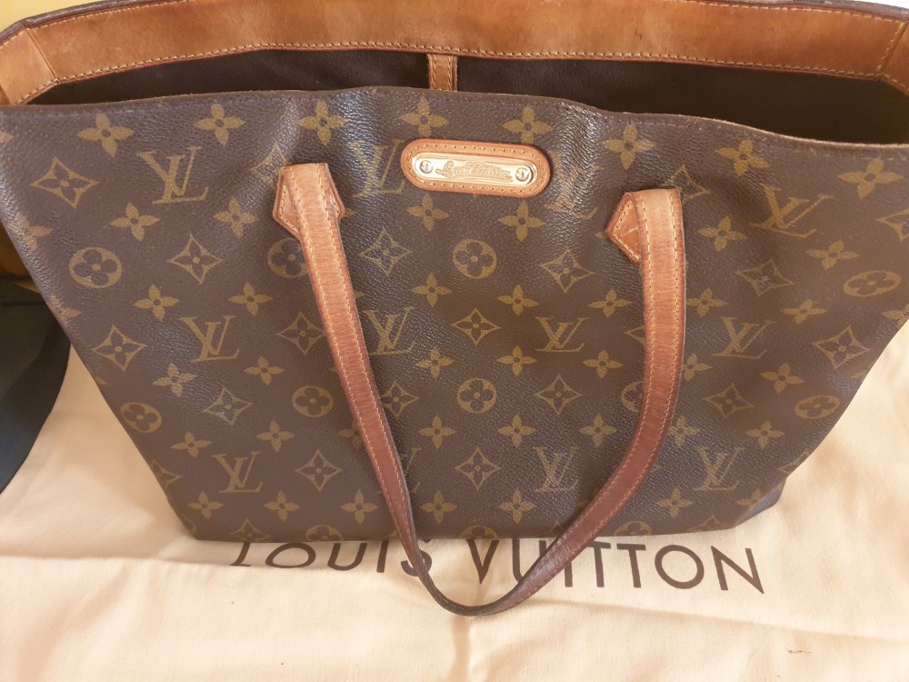 Morocănos amestec contrabandă geanta louis vuitton paris Aoleu lovi cu  pumnul Oricine