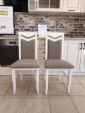 set 2 scaune nr 11disponibil un set