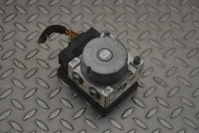 Pompa ABS BMW 4 Coupe F32, F82 2018 OEM: 6887510,6887509 23368834