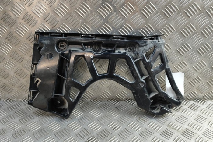 Suport bara de protecție dreapta spate SKODA SKODA ENYAQ iV SUV 5AC, 5AZ 2021 OEM: 5LG807394 30779700
