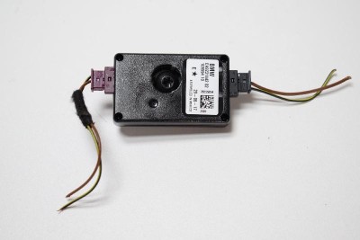 Amplificator de antena BMW 3 F30, F80 2017 OEM: 9231442 | 3208195 foto