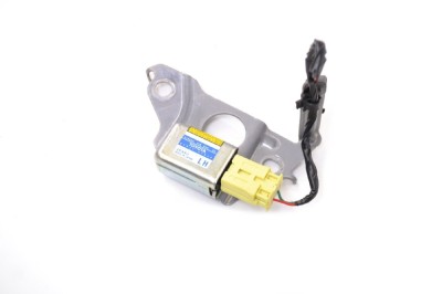 Senzor de impact st&amp;acirc;nga spate TOYOTA RAV 4 II _A2_ 2004 OEM: 89934-42020 11659908 foto