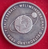 (A200) MONEDA DIN ARGINT GERMANIA - 10 EURO 2004, CAMPIONATUL MONDIAL DE FOTBAL, CALITATE PROOF