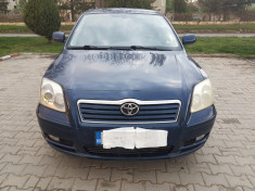 Toyota Avensis foto