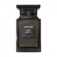 Apa de Parfum Oud Wood by Tom Ford Unisex 100ml foto