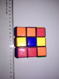 JUCARIE ROMANEASCA VECHE CUB TIP RUBIKS CUBE