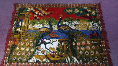 Carpeta persana cu doi pauni, noua, nefolosita, 170x120 cm foto