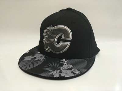 Calgary Flames șapcă flat Hawaii Flat Flex - S foto