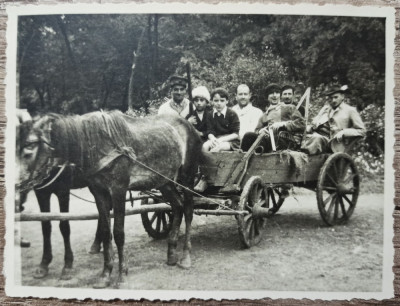 Vanatori romani in caruta, perioada interbelica// fotografie foto