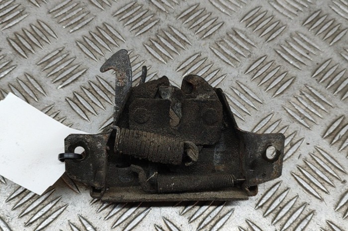 &Icirc;ncuietoare capota MITSUBISHI PAJERO II V3_W, V2_W, V4_W 1998 OEM: MB669561 | 25252704