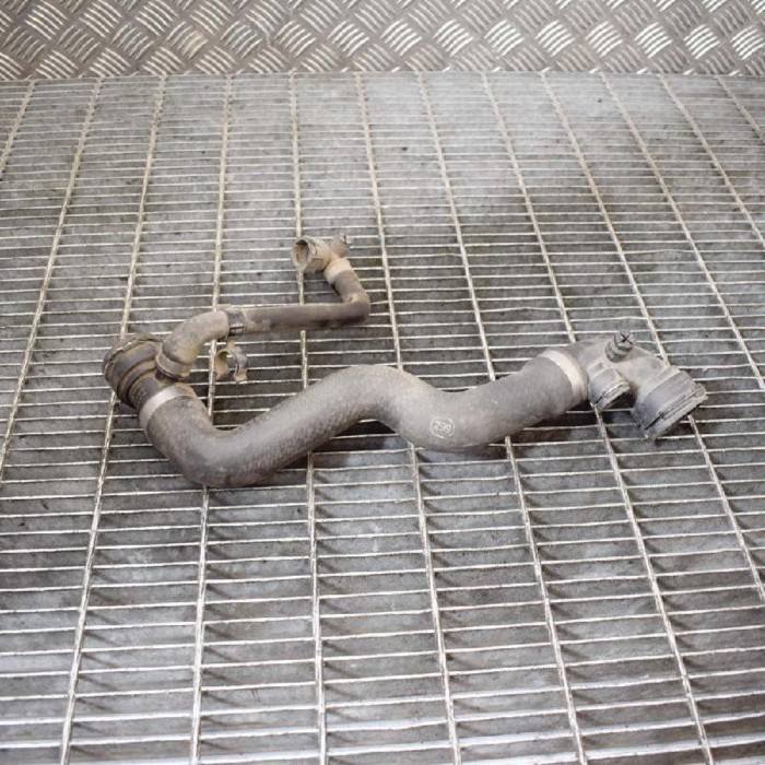 Furtun radiator răcire st&acirc;nga BMW 3 Compact E46 2002 OEM: 7520668 | 3753204