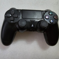 Controller Sony DualShock 4 V2 pentru Playstation 4 (PS4), Negru - poze reale