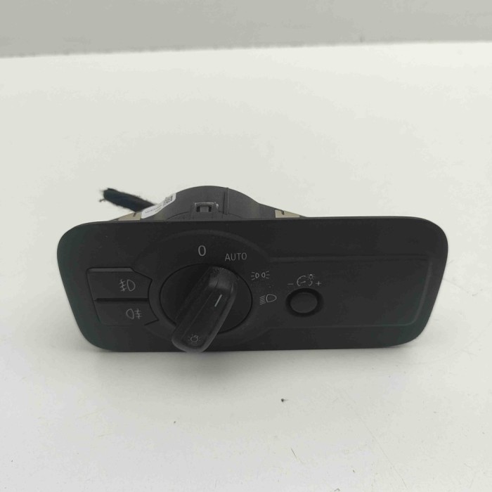 Modul de control comutator faruri VW TOUAREG 7P5 2017 OEM: 7P6941431R 32027772