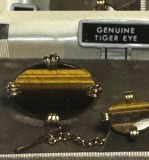 Vintage. Butoni si ac de cravata cu ochi de tigru