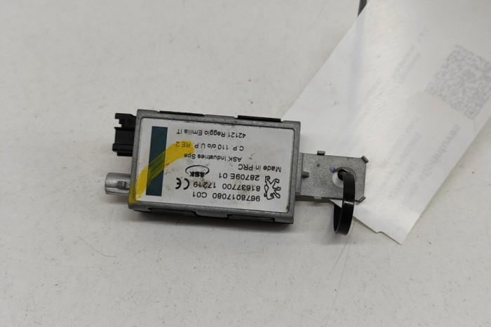 Amplificator de antena CITRO&Euml;N DS7 Crossback 2021 OEM: 9878017080 27641592