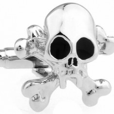Butoni metalici tema rock skeleton pirat skull craniu , ambalaj cadou