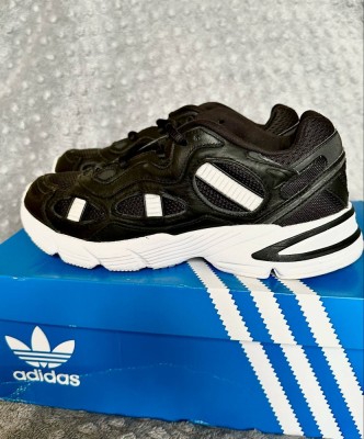 Adidas Astir SN W | Black | Size 39 1/3 | Very Good Condition foto