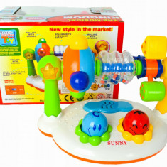 Regatul muzical Kingdom Baby Rattle Multifuncțional