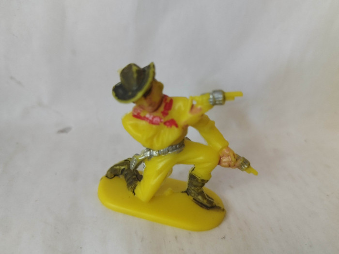 bnk jc Figurine de plastic - Jean Hoeffler - cowboy cu pistoale