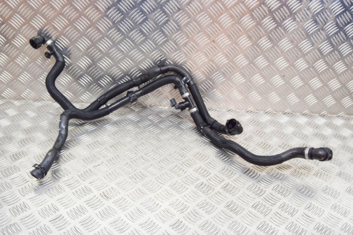 Furtun de lichid de răcire JAGUAR I-PACE X590 2020 OEM: J9D3-8D132-AD 12179194