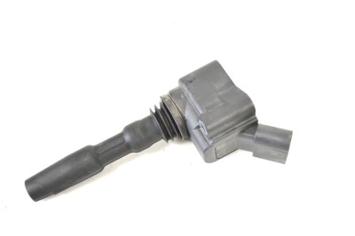 Bobina de inducție de &amp;icirc;naltă tensiune AUDI A4 Avant 8W5, B9 2018 OEM: 04E905110K 12198277 foto
