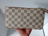 Cumpara ieftin ** Geanta clutch Louis Vuitton neverfull cu monograma (LV), Bej, Mica