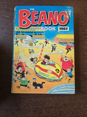 The Beano Book 1982 - carte benzi desenate in engleza foto