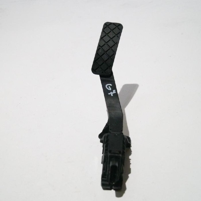 Pedala de accelerație VW GOLF VII 5G1, BQ1, BE1, BE2 2013 OEM: 5Q2723503D 2210994