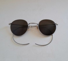 Ochelari de soare retro anii 50 - 60