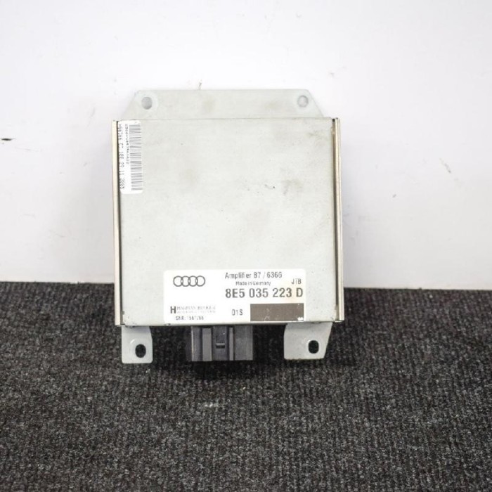 Unitate de control tuner DAB AUDI A4 8EC, B7 2006 OEM: 8E5035223D 3637466