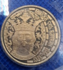 Romania 50 Bani 2011 Mircea cel Bătr&acirc;n, din set de monetarie, aliniere medalie &uarr;&uarr;, nu e scoasă din folie !