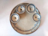 Farfurie ceramica cu 4 suport de lumanare, forma deosebita, semnata pe dos, studio pottery art, 26cm diametru