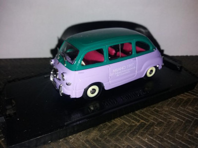 Macheta Fiat 600 Multipla - 1956 - 35 - 1997 1:43 BRUMM foto