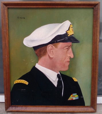 Tablou vechi - comandor marina - semnat Ensor foto