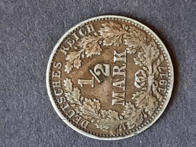 1/2 Mark 1917, litera A, Germania - B 5905 foto