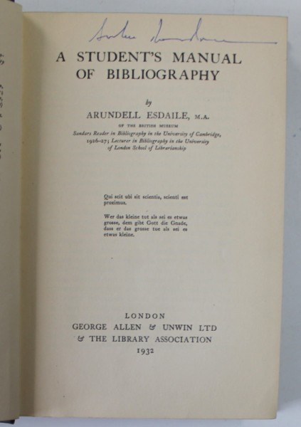 A STUDENT&#039;S MANUAL OF BIBLIOGRAPHY by ARUNDELL ESDAILE , 1932