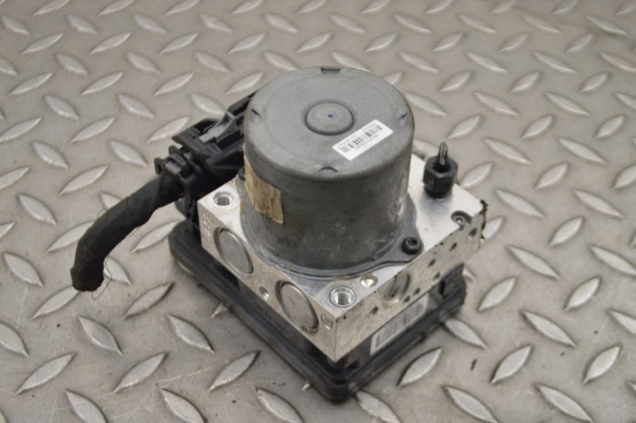 Pompa ABS HYUNDAI TUCSON TL, TLE 2019 OEM: 58920-D7610 14636830