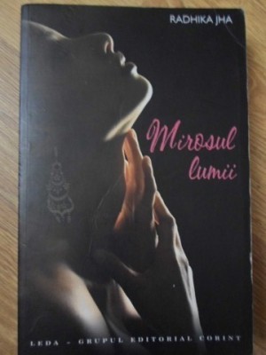 MIROSUL LUMII-RADHIKA JHA-259558 foto