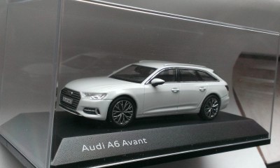 Macheta Audi A6 Avant C8 2018 alb break- iScale 1/43 foto