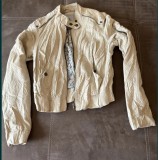 Geaca dama Bershka crem, marimea S - Geci de toamna/primavara