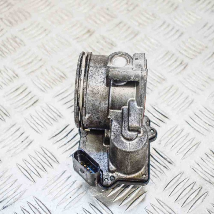 Corp clapetă VW PASSAT Variant B6 3C5 2008 OEM: 03G128063G