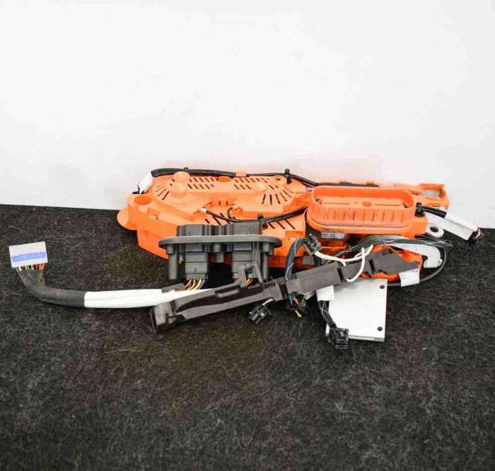 Alt modul de control TESLA MODEL X 2017 OEM: 1065894-00-C1039365-00-C1048136-00-B1067266-00-A 3235787