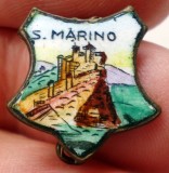 I.209 INSIGNA SAN MARINO 16mm email, Europa