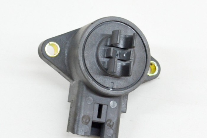 Alt modul de control LEXUS LS _F2_ 1998 OEM: H109W | 14262337