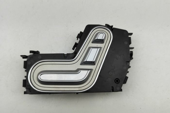 Buton de control scaun dreapta MERCEDES-BENZ GLE W167 2023 OEM: A1679052301 | 32062499