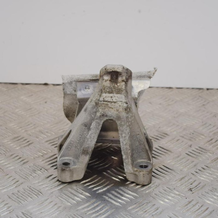 Suport motor st&acirc;nga AUDI A5 8T3 2011 OEM: 8K0199307AQ 2311903