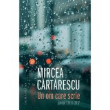 Un om care scrie