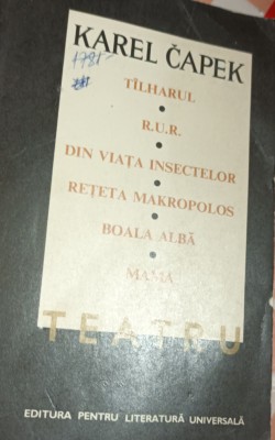 TEATRU KAREL CAPEK foto