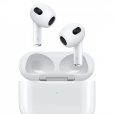 Casti In-Ear Apple, Airpods 3 (2022), True Wireless, IPX4, Carcasa incarcare wireless, Alb