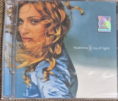 cd madonna ray of light sigilat foto
